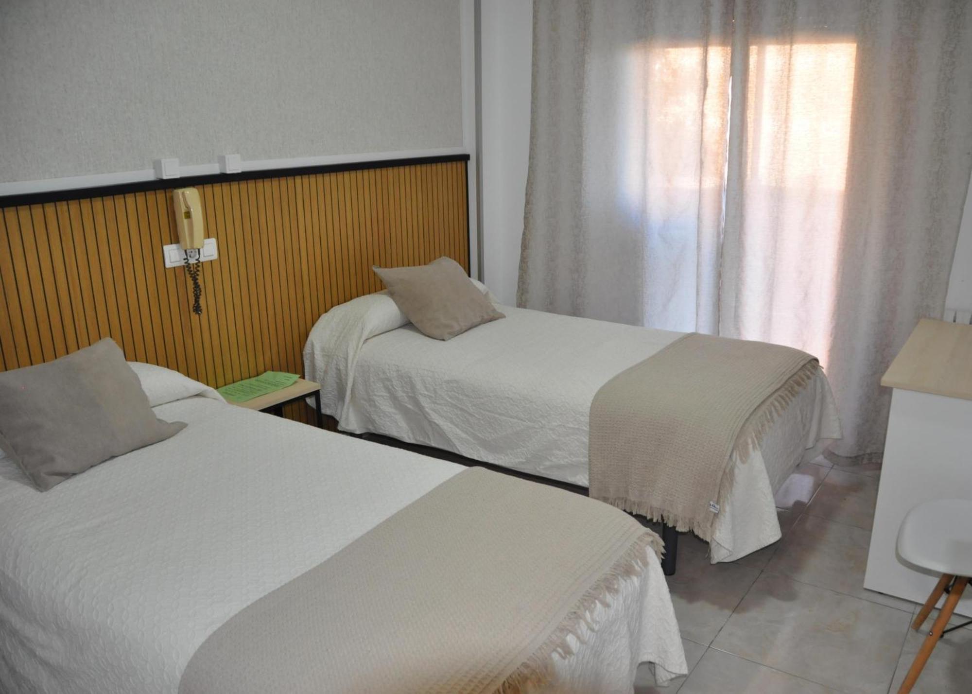 Hostal Ramon Y Cajal باياذوليد المظهر الخارجي الصورة
