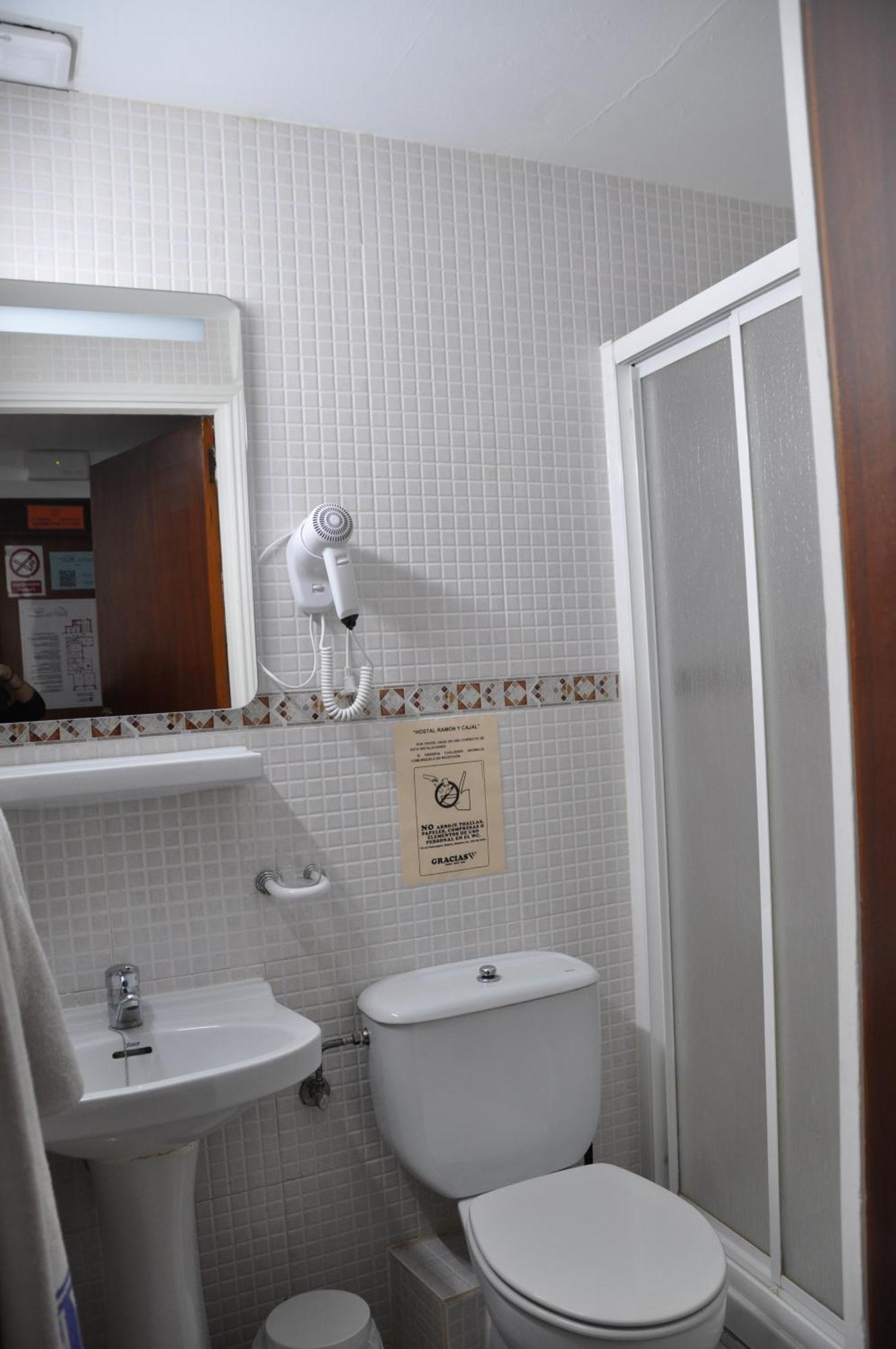 Hostal Ramon Y Cajal باياذوليد المظهر الخارجي الصورة