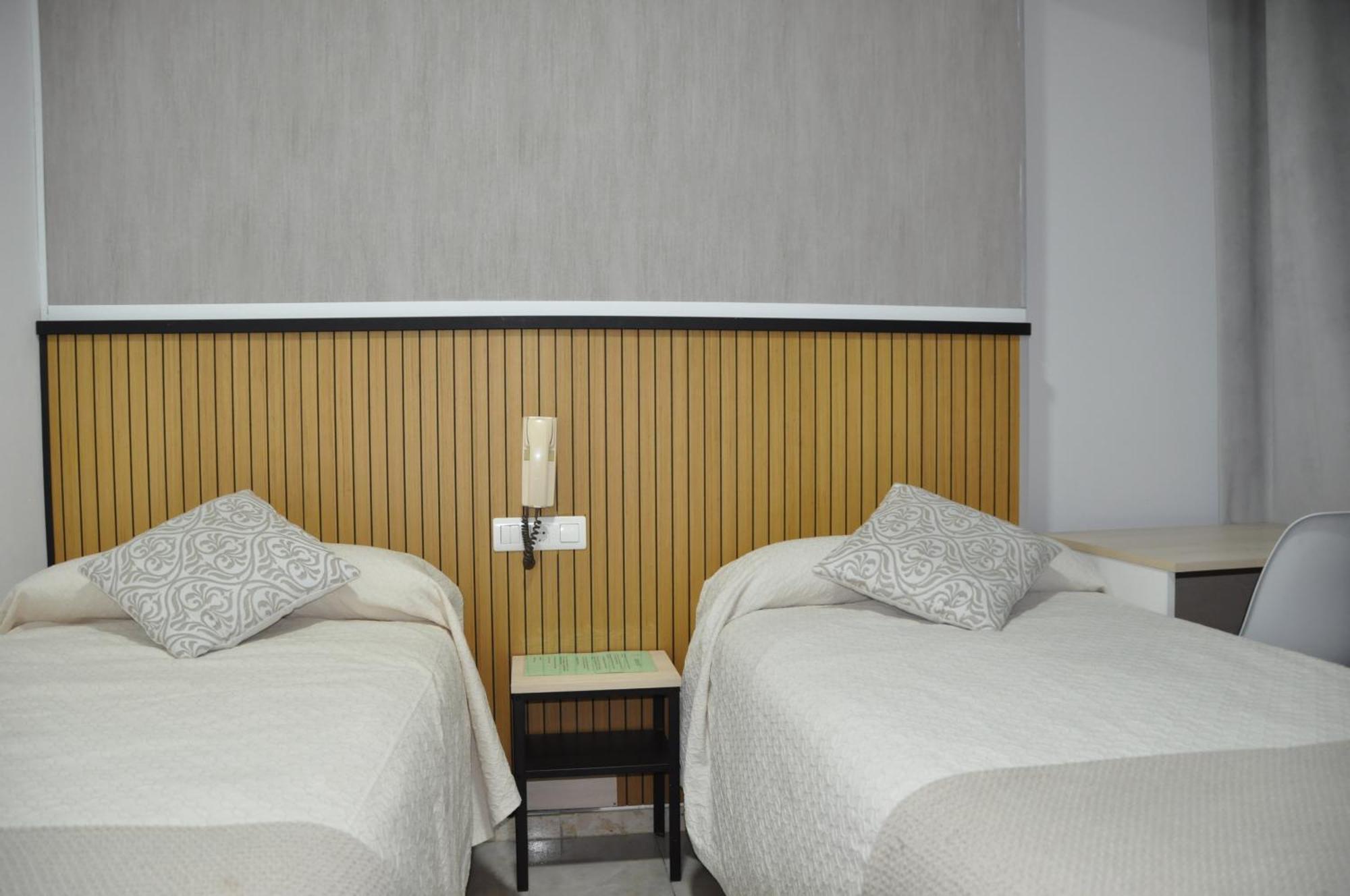 Hostal Ramon Y Cajal باياذوليد المظهر الخارجي الصورة